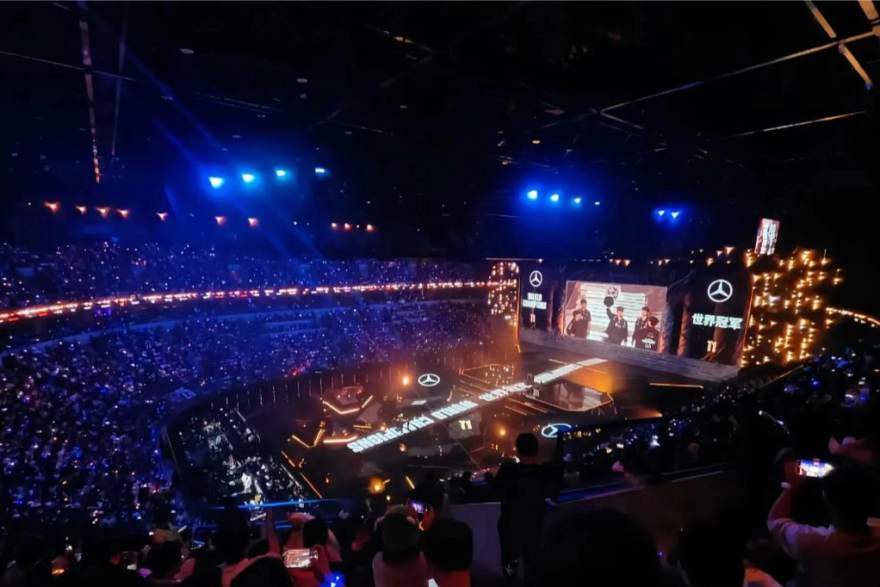 DOTA2与CS2双项目盘点：赛季末最值得关注的五支战队风格样本